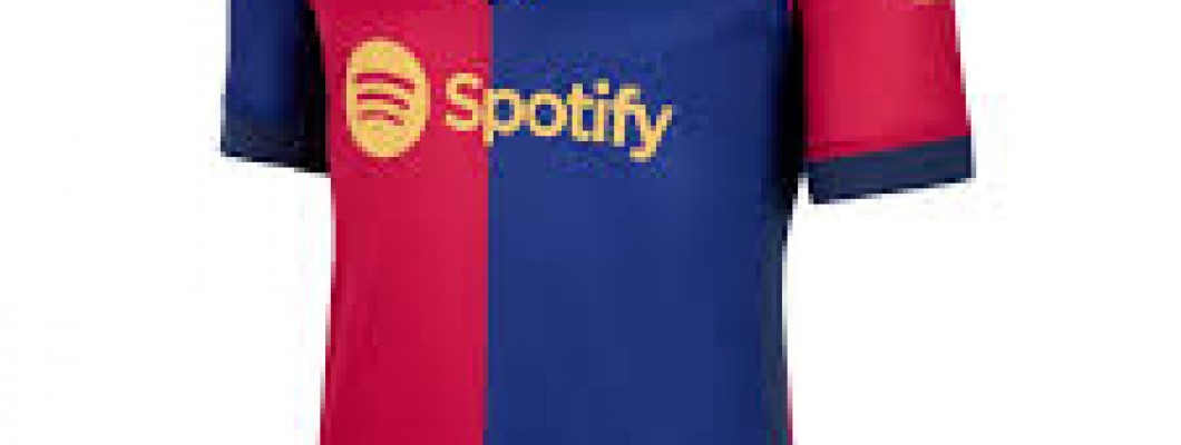 El Barcelona está considerando la posibilidad de que Lewandowski se quede con el problema