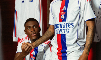 Camiseta local del Olympique Lyonnais para la temporada 2025-26