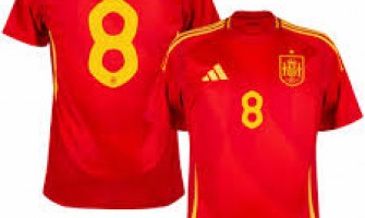 España derrotó a Bulgaria por 4-0.