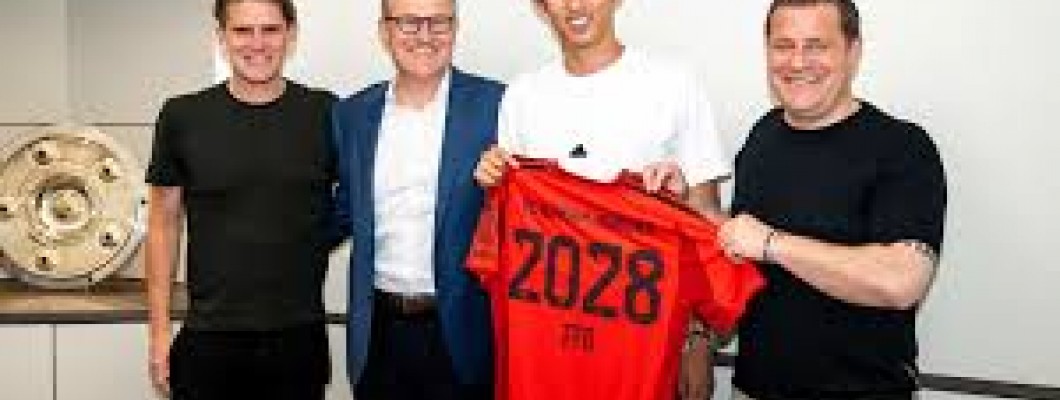 Hiroki ITO firma un contrato de cinco años con el FC Bayern München