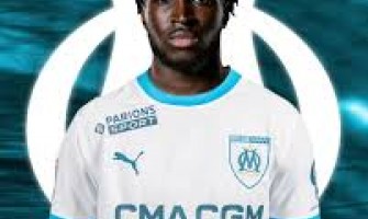 La tarifa de traspaso de Jonathan Rowe es de 14 millones de libras