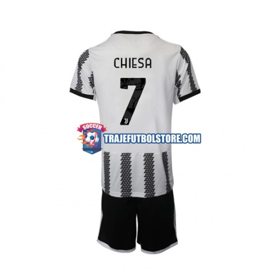 Camiseta 1ª Juventus Chiesa 7 Niño 2022-2023 Manga Corta